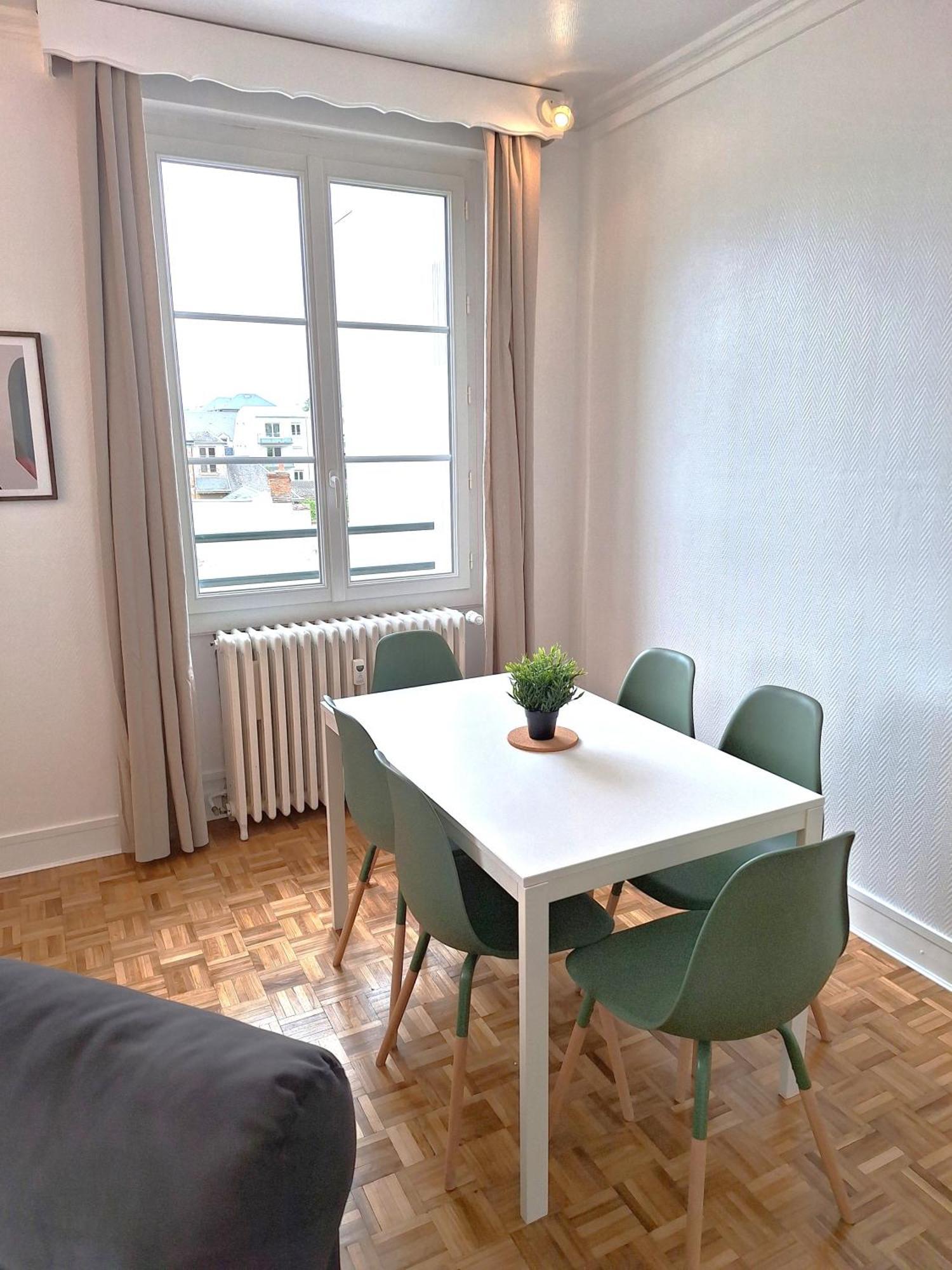 2 Appartements 6 Personnes Orleans Centre - Proche Gare Sncf Екстериор снимка